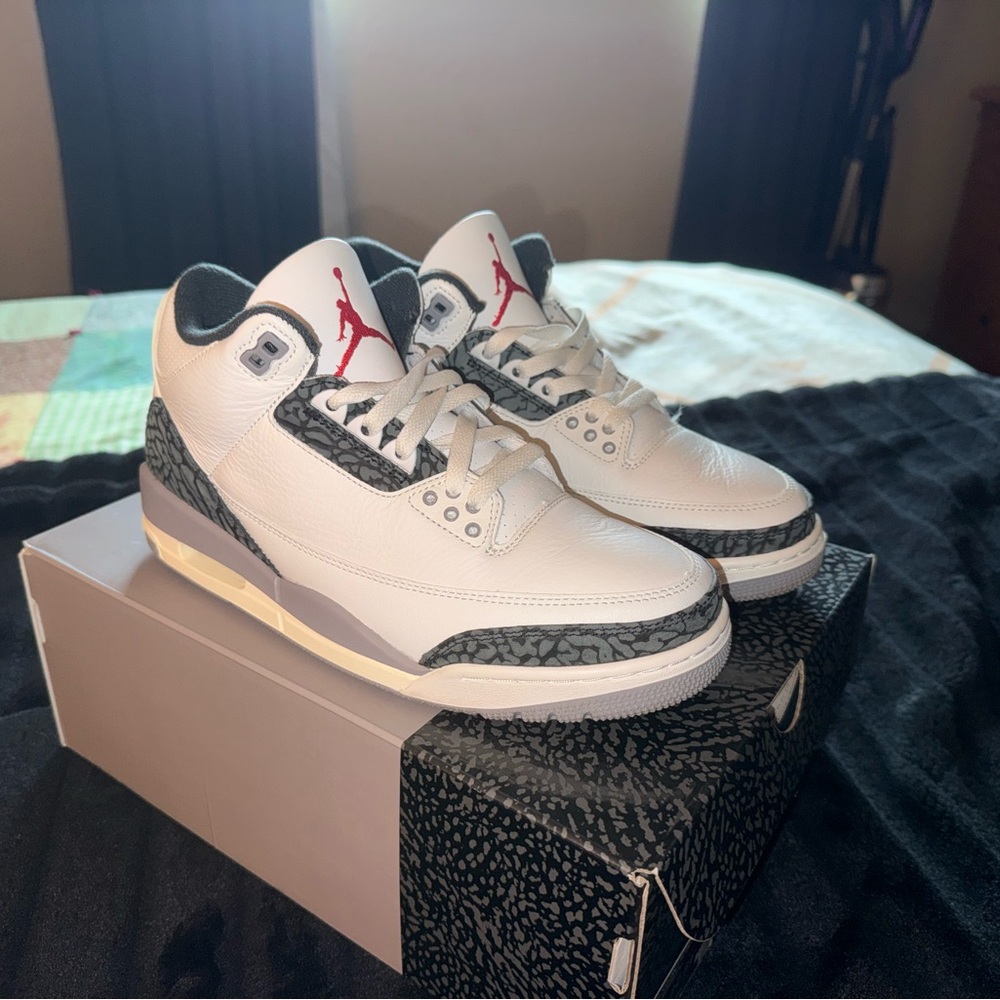 Air Jordan Retro Cement 3s